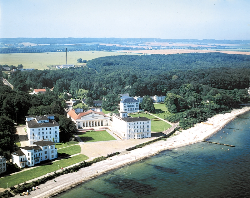 Die „Weiße Stadt am Meer“ Heiligendamm - Heiligendamm ist ein Stadtteil von Bad Doberan an der Ostsee