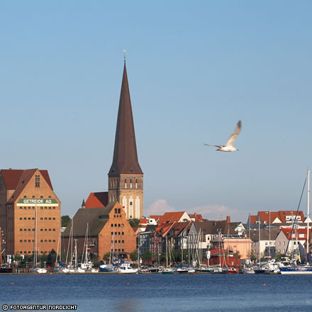 Hafenrundfahrt Rostock-Warnemünde